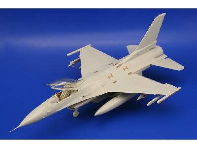  F-16CJ Block 50 1/48 - Tamiya - blaszki - zdjęcie 4