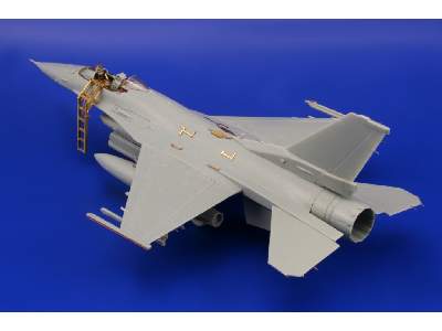  F-16CJ S. A. 1/72 - Academy Minicraft - blaszki - zdjęcie 7