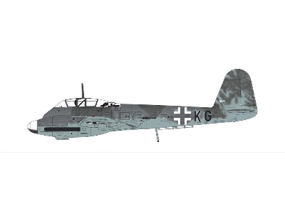 Messerschmitt Me-410 A-1 - New Nose Armament Parts And Ordnance - zdjęcie 2