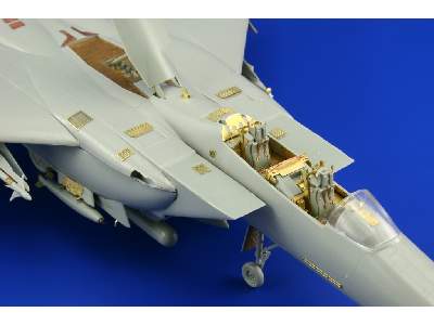  F-15E exterior 1/48 - Academy Minicraft - blaszki - zdjęcie 8