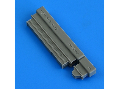 A-10a/C Thunderbolt Ii Ecu Intake With Fod (Academy) - zdjęcie 1