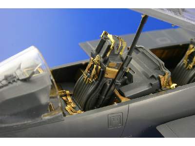  F-15E interior S. A. 1/32 - Tamiya - blaszki - zdjęcie 6