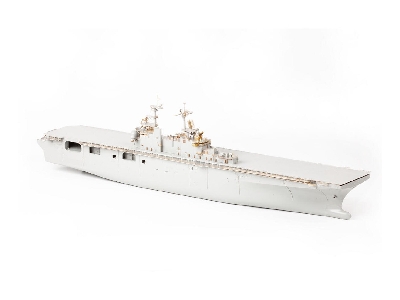 USS Wasp LHD-1 PART 2 1/350 - TRUMPETER - zdjęcie 12