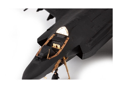 F-35A 1/72 - REVELL - zdjęcie 3