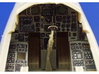  F-15C interior 1/32 - Tamiya - blaszki - zdjęcie 2