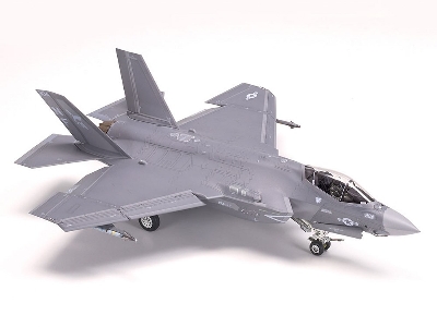 Lockheed Martin F-35 C Lightning Ii - zdjęcie 3