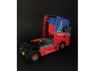 Iveco S-WAY - zdjęcie 27