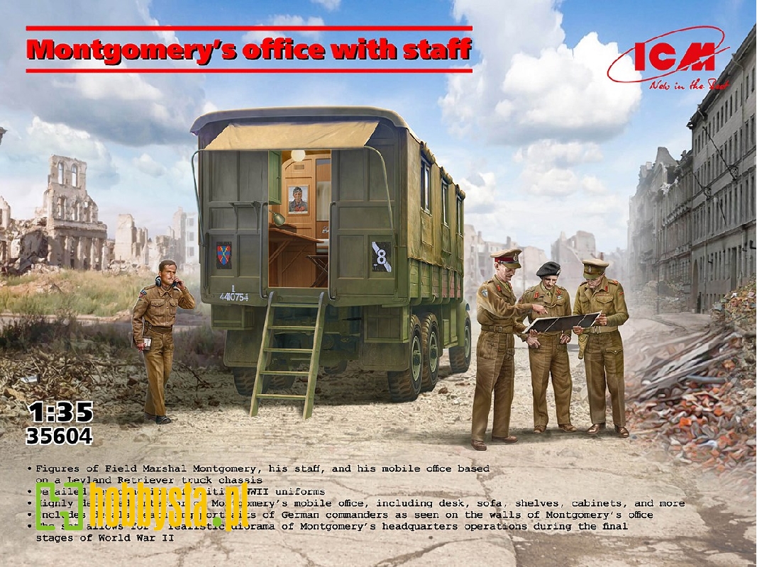 Montgomery's Office With Staff - zdjęcie 1 Montgomery's Office With Staff - zdjęcie 1