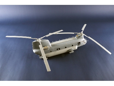 Ach-47a Armored Chinook - zdjęcie 8