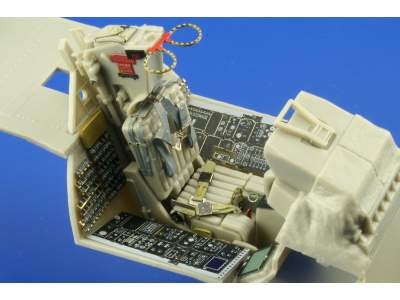  F-14A ejection seat 1/32 - Tamiya - blaszki - zdjęcie 6