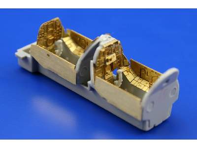  F-105G interior S. A. 1/72 - Trumpeter - blaszki - zdjęcie 5