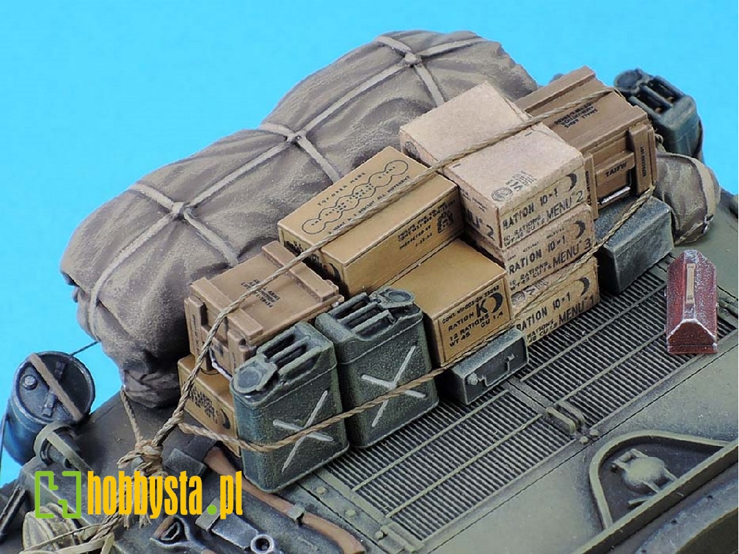 Sherman M4a3 Engine Deck Stowage Set - zdjęcie 1 Sherman M4a3 Engine Deck Stowage Set - zdjęcie 1