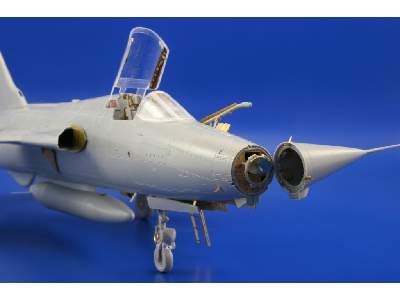  F-105D/ G exterior 1/48 - Hobby Boss - blaszki - zdjęcie 16