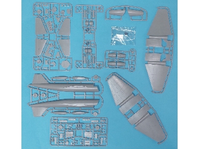 English Electric Canberra T.4 - zdjęcie 2 English Electric Canberra T.4 - zdjęcie 2