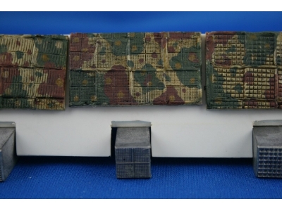 Four Different Zimmerit Pouches - zdjęcie 3