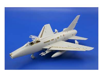  F-100C exterior 1/48 - Trumpeter - blaszki - zdjęcie 4