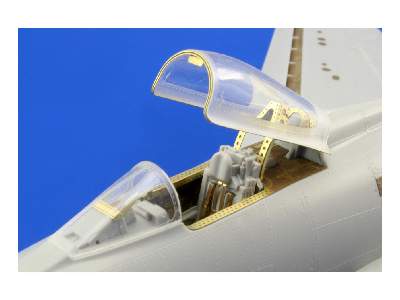  F-100C interior S. A. 1/48 - Trumpeter - blaszki - zdjęcie 5