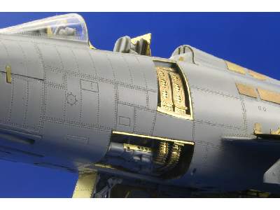  F-100D weapon bay 1/32 - Trumpeter - blaszki - zdjęcie 5