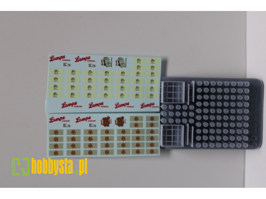 Paperkartons (2 Pcs) And Metal Tinns - Kit Including Decalset - zdjęcie 1