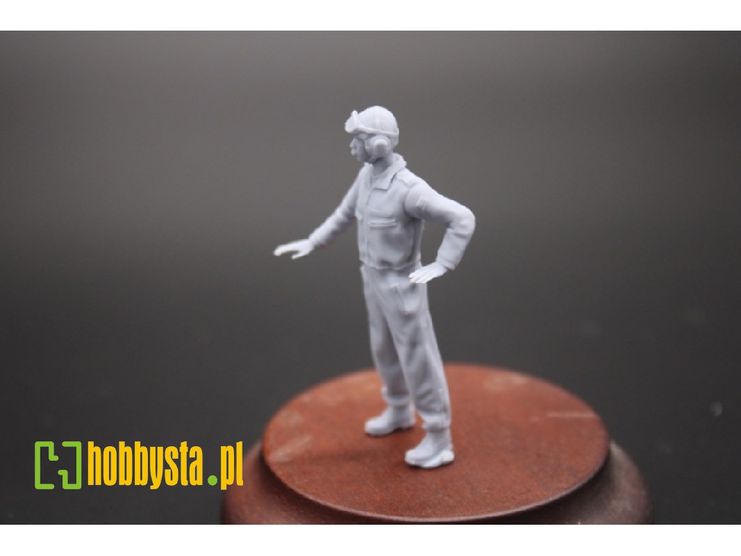 Bundeswehr Tank Commander With Helmet And Decalsheet - zdjęcie 1