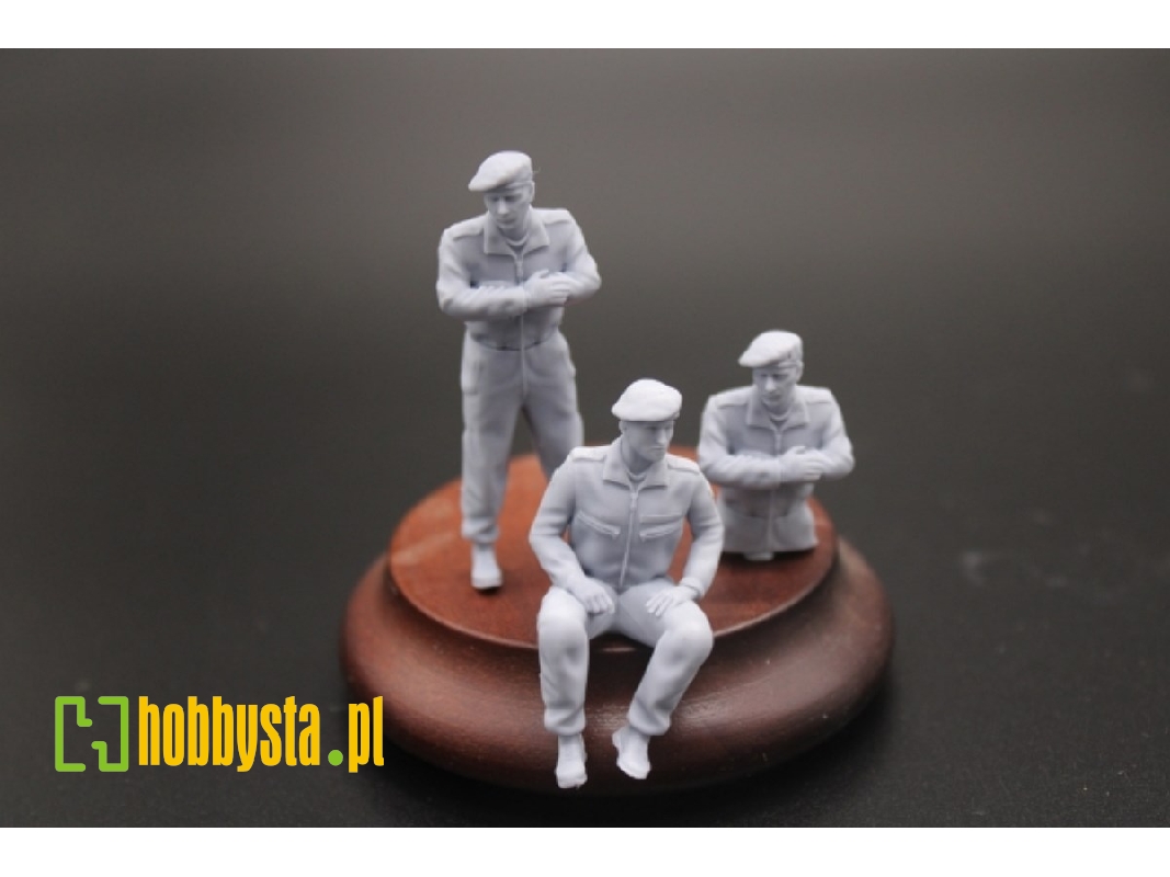 Bundeswehr Crewmembers For Marder (2 Figures, 1 Half-figure And Decalsheet) - zdjęcie 1