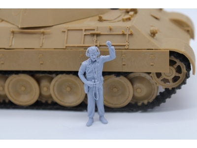 German Wwii Tank Commander With Headphones And Binocular - zdjęcie 1