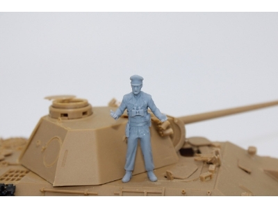 German Wwii Officer Of The Panzertruppe - zdjęcie 1