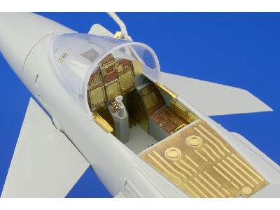  EF-2000 Typhoon Single Seater interior S. A. 1/32 - Trumpeter - - zdjęcie 2