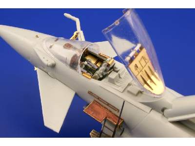  EF-2000 Typhoon Single Seater S. A. 1/72 - Revell - blaszki - zdjęcie 3