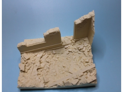 Ruined House - zdjęcie 1