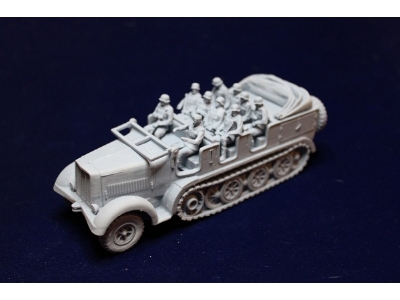German Sd.Kfz. 7 With 10 Man Crew - Sitting - zdjęcie 2 German Sd.Kfz. 7 With 10 Man Crew - Sitting - zdjęcie 2