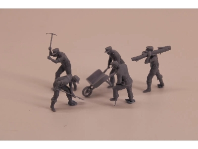 5 German Pioneers - zdjęcie 1