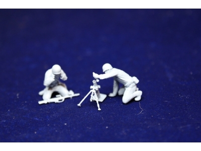 Us Wwii Mortar Crew (2 Figures And Mortar) - zdjęcie 1