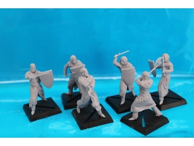6 Templar Knights Attacking - zdjęcie 1