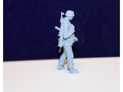 Waffen Ss Grenadier With Steel Helmet And K98 Walking - zdjęcie 1