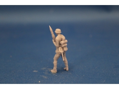 Crewmember For 8,8 Cm Pak 43 - Loader With Round Standing - zdjęcie 1