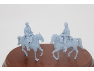 Officer Of The Waffen Ss On Horseback - zdjęcie 1