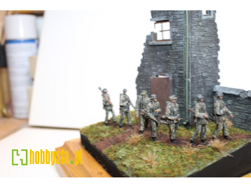 German Wwii Soldiers Of The Waffen Ss (7 Figures) - zdjęcie 1