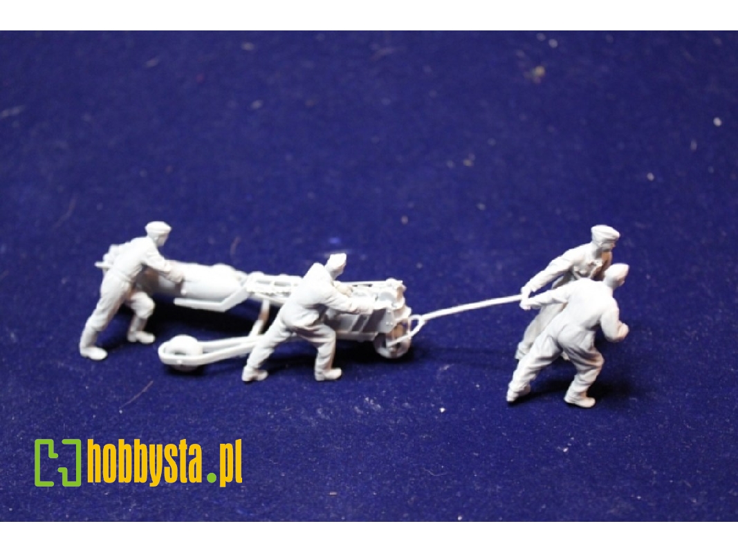 Luftwaffe Mechanics And Bomb Truck With 500kg Bomb (4 Figures) - zdjęcie 1