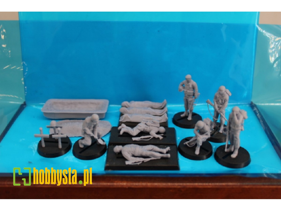 7 Us Soldiers At One Funeral And Accessories - zdjęcie 1