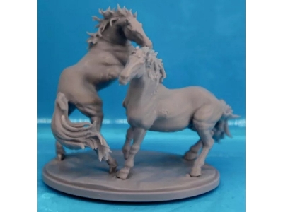 2 Horse Stallions Fighting - zdjęcie 1