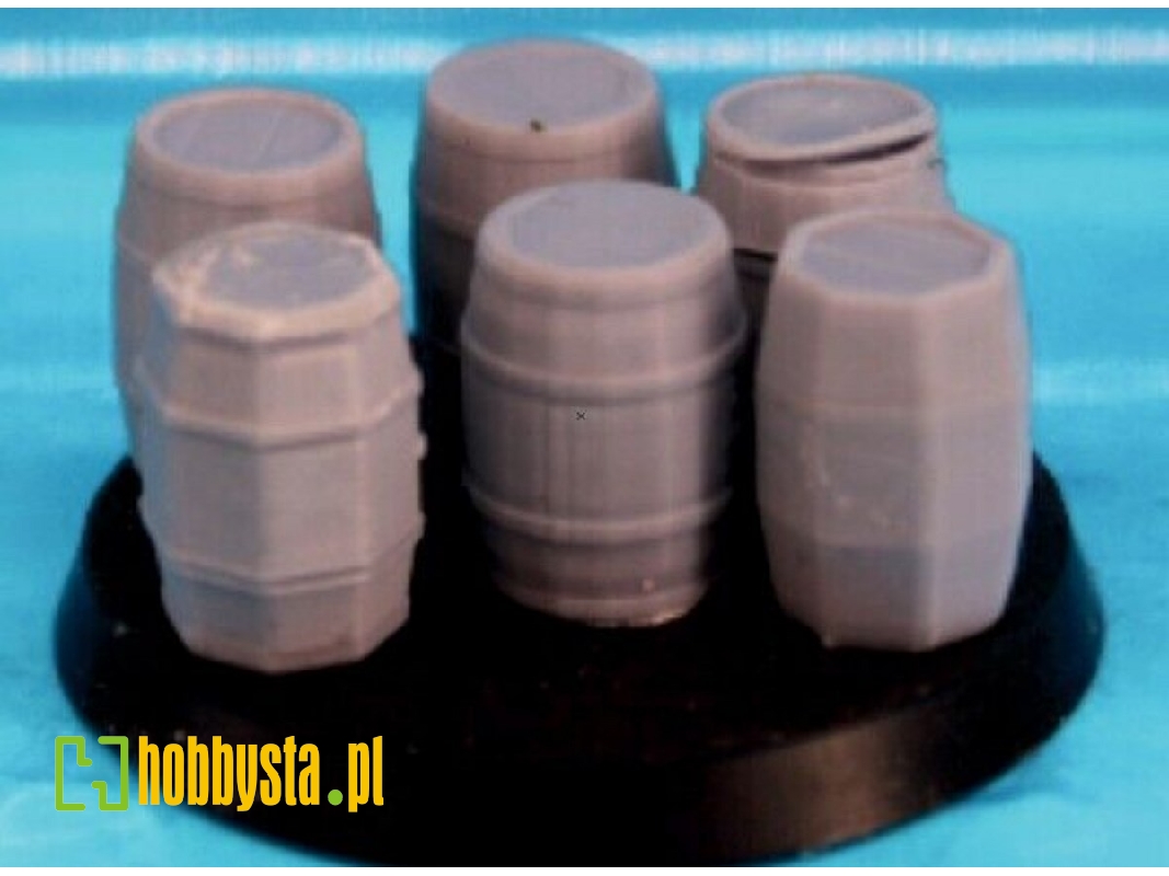 6 Wooden Barrels - zdjęcie 1
