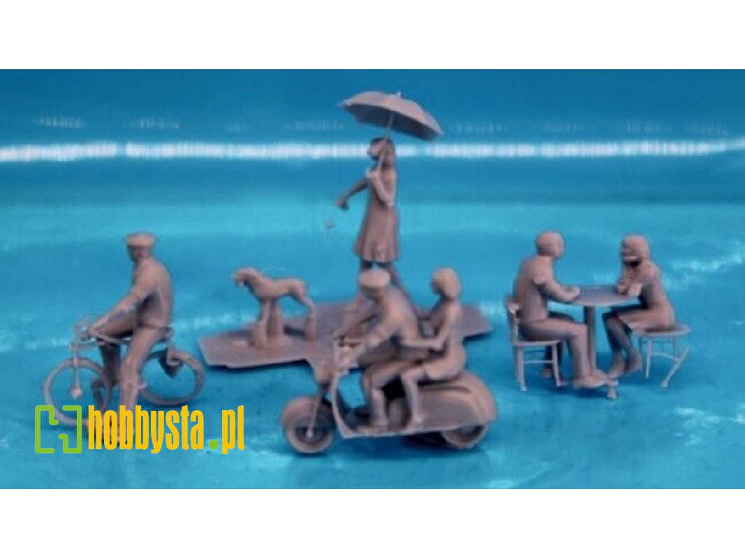 5 Modern Civilians - zdjęcie 1