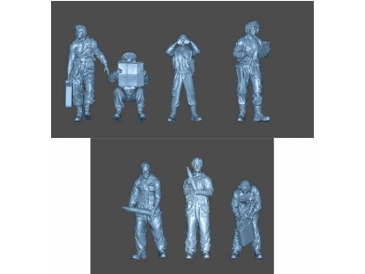 7 Soldiers Us Tank Crew Refuelling Ammunition And Fuel - zdjęcie 1