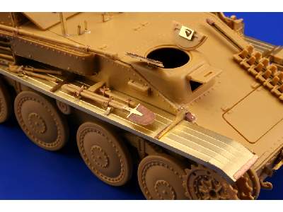  Flakpanzer 38 (Gepard) exterior 1/35 - Italeri - blaszki - zdjęcie 7