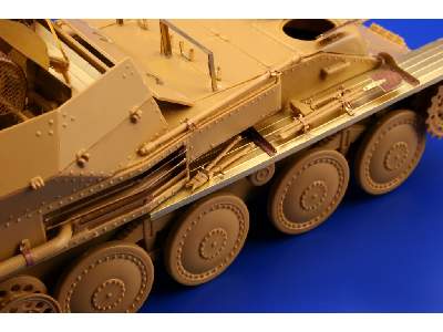  Flakpanzer 38 (Gepard) exterior 1/35 - Italeri - blaszki - zdjęcie 8