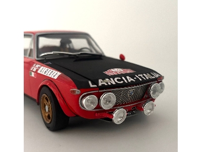 Lancia Fulvia HF Rally - zdjęcie 8 Lancia Fulvia HF Rally - zdjęcie 8