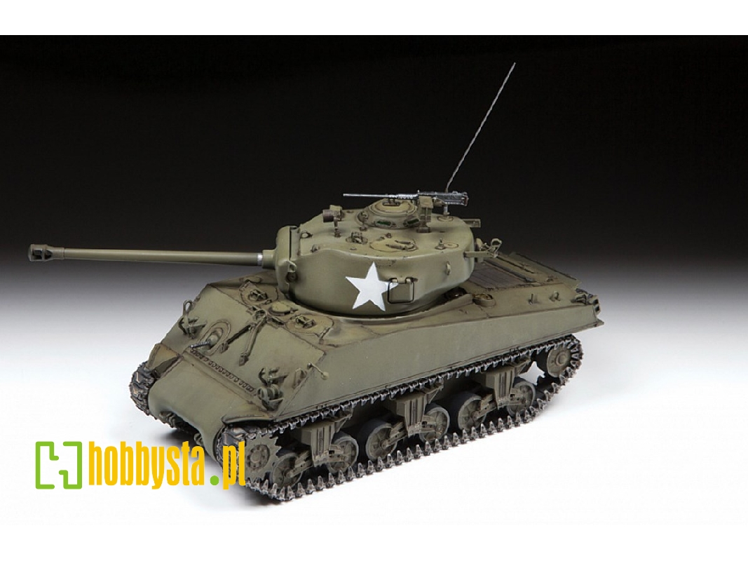 M4A3 (76) W Sherman - średni czołg amerykański  - zdjęcie 1 M4A3 (76) W Sherman - średni czołg amerykański  - zdjęcie 1