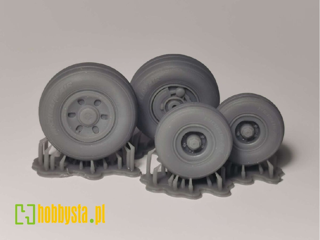 F/A-18f Super Hornet - Zestaw Kół - zdjęcie 1