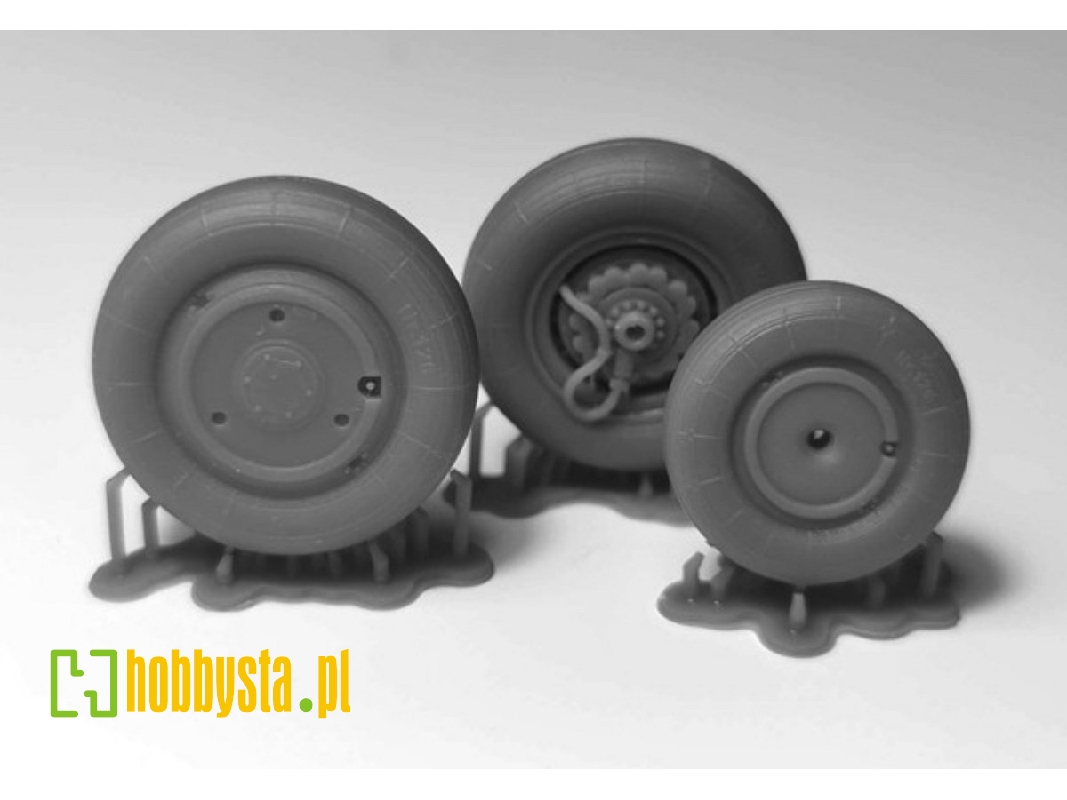 Su-22 M4 - Zestaw Kół - zdjęcie 1